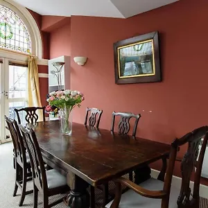 Amazing 1 Bd Next To Principality Stadium & Castle Apartment